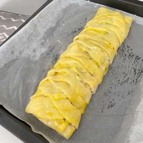 Trenza de yuca rellena pollo queso